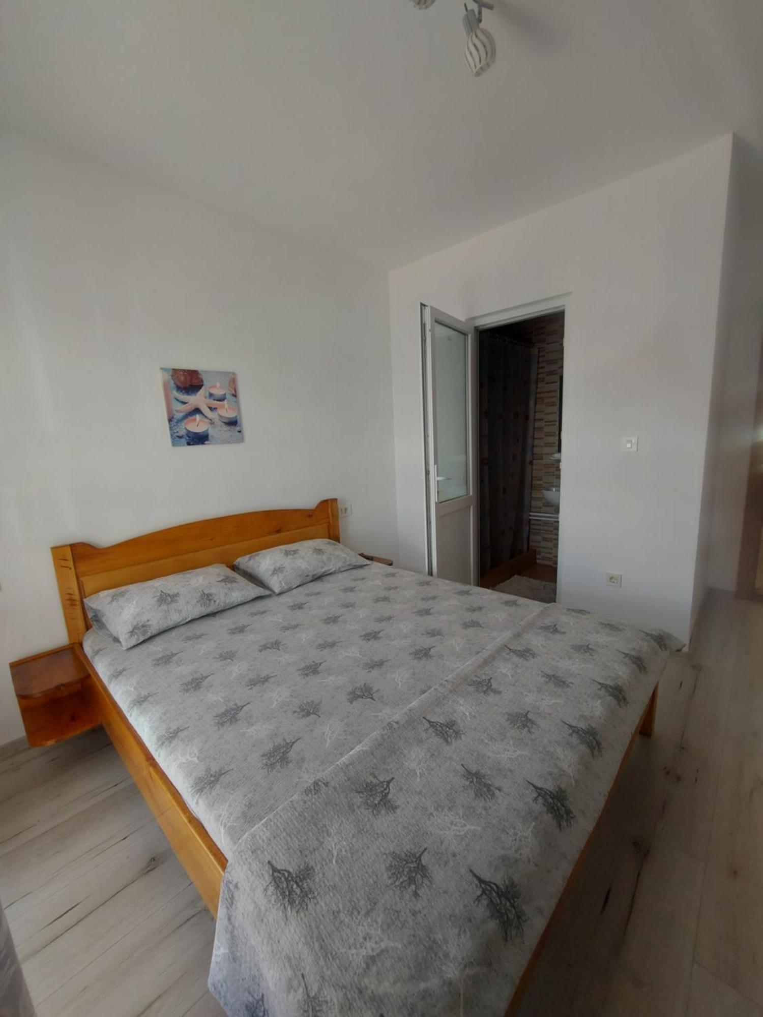 Hotel Casa Dalys Orşova Esterno foto