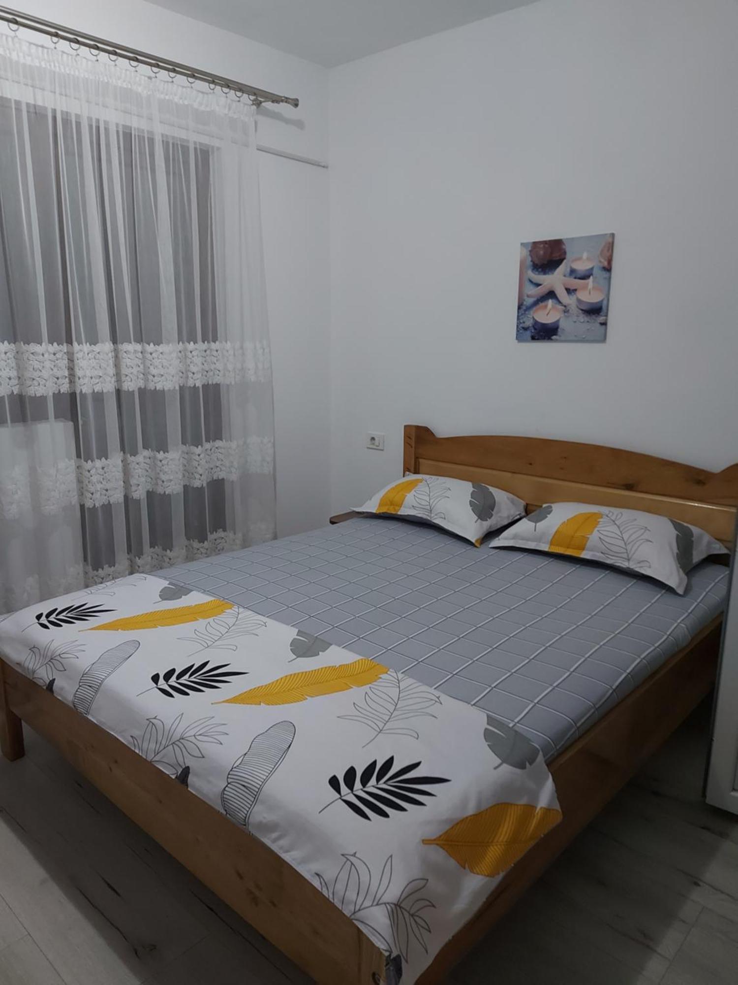 Hotel Casa Dalys Orşova Esterno foto