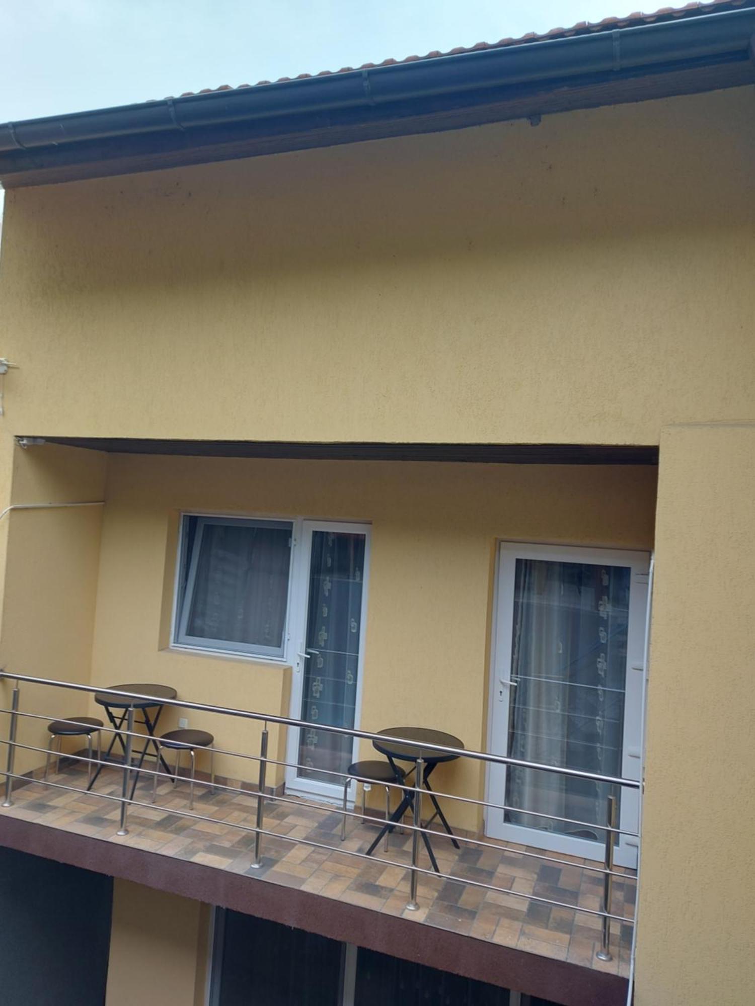 Hotel Casa Dalys Orşova Esterno foto