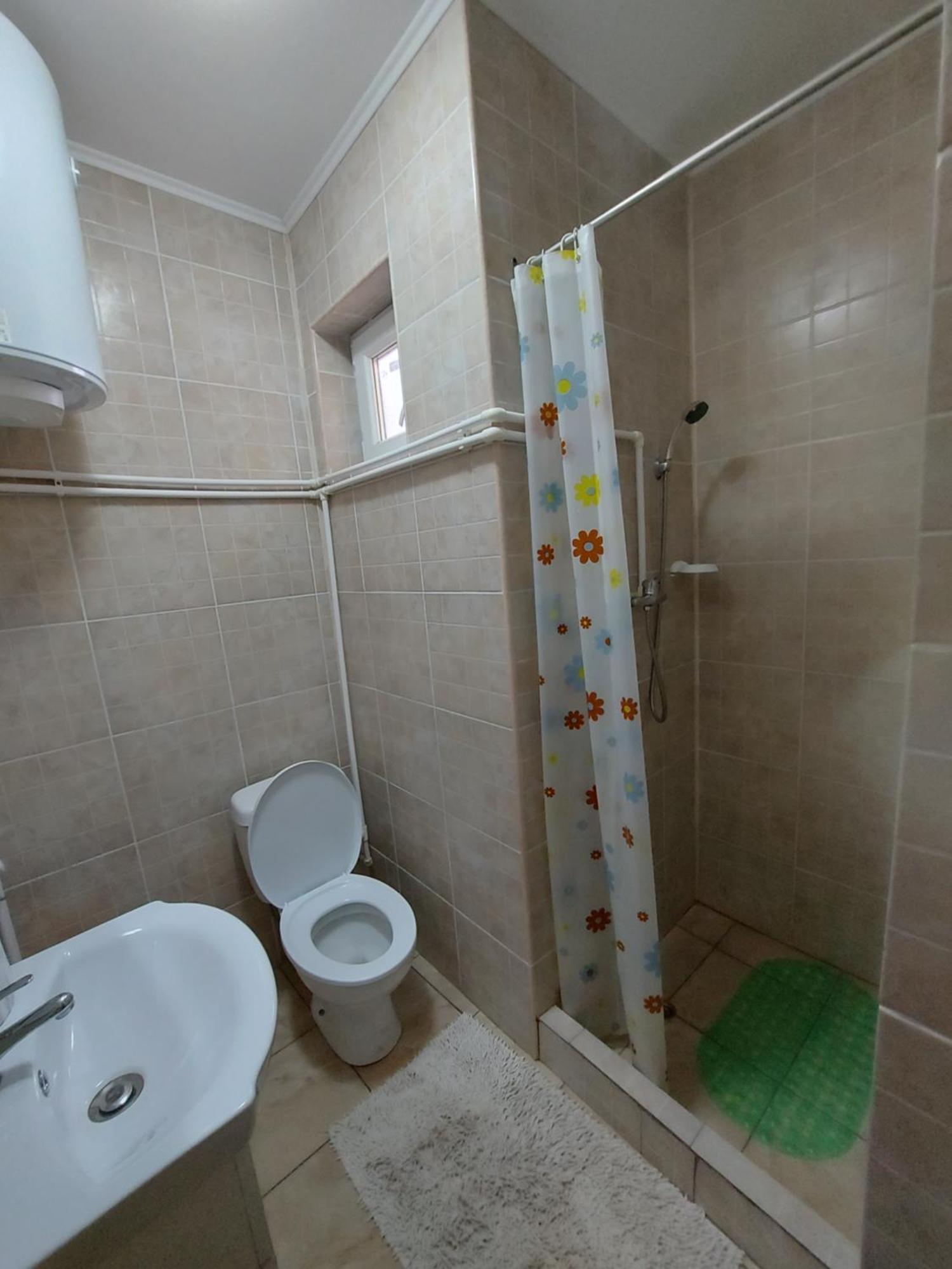 Hotel Casa Dalys Orşova Esterno foto