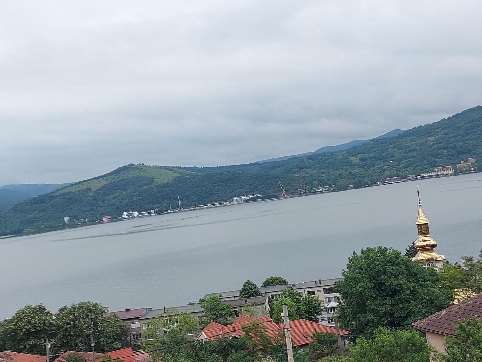 Hotel Casa Dalys Orşova Esterno foto